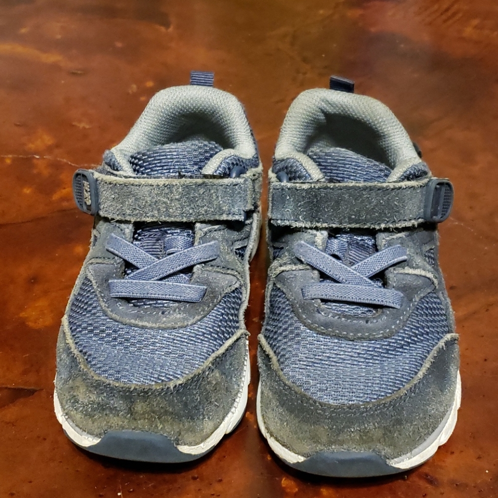 Stride Rite toddler boys sneakers 8.5 xw